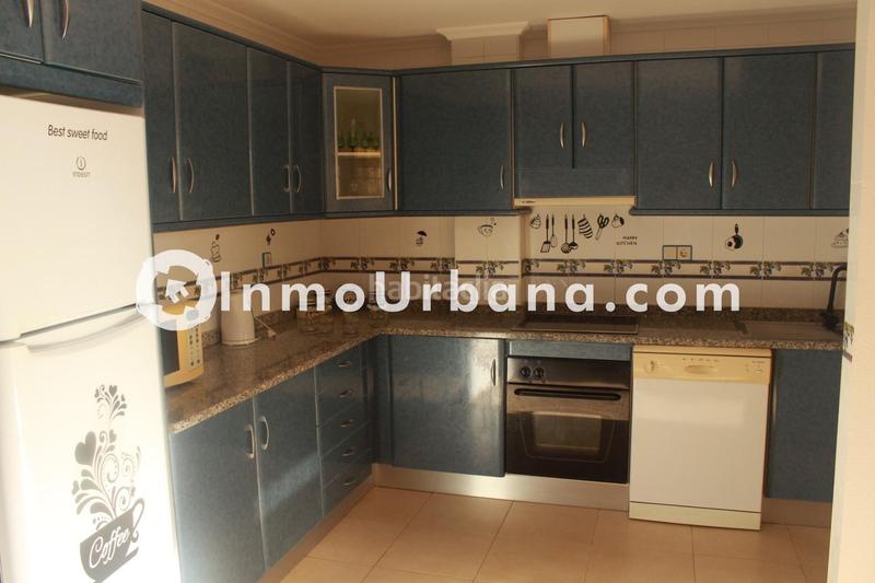 Foto bf7a1202-1a8a-4c7b-b935-9c1d87c16a91. Maison jumelée avec parking dans Monforte del Cid