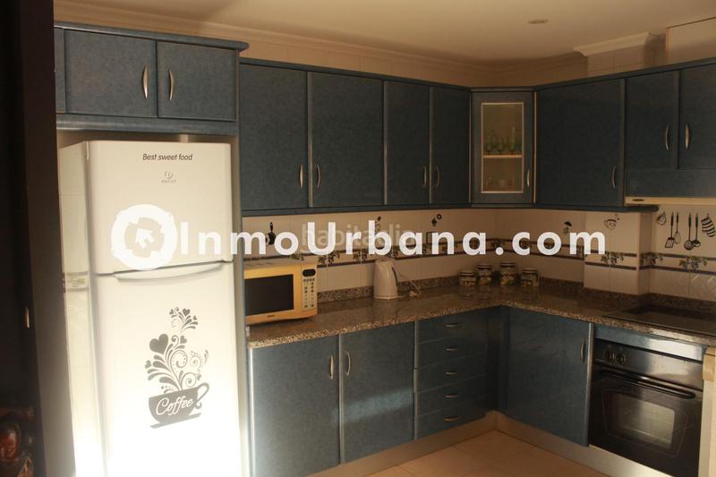 Foto f75a60de-6396-400c-8e30-c56e5b809f3f. Maison jumelée avec parking dans Monforte del Cid