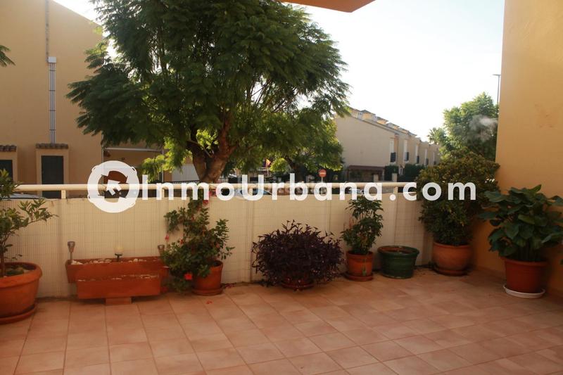 Foto f84dc6d4-9901-4e2d-be3e-1edcd3176fdf. Maison jumelée avec parking dans Monforte del Cid