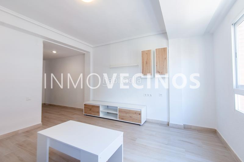 Foto ed1cf99e-e956-40c0-bd08-9b03448d5fd0. Alquiler piso alquiler piso semiamueblado en L´Hort de Senabre Valencia