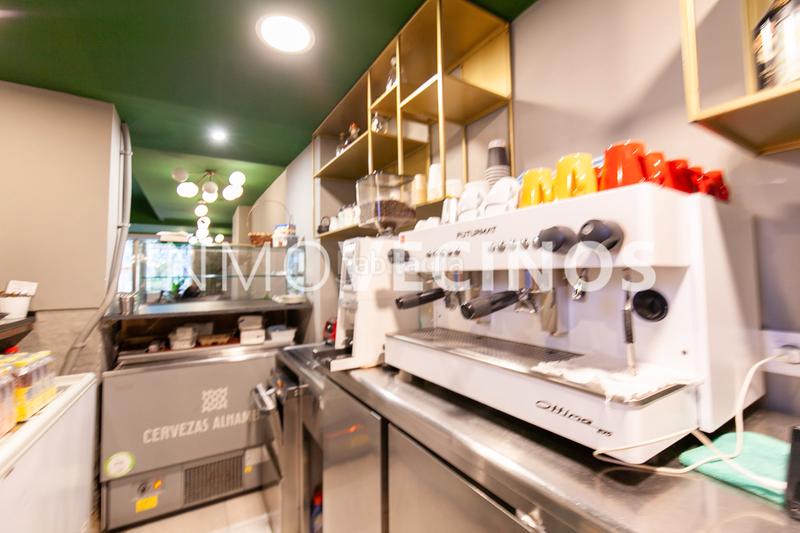 Foto 755ce982-828d-4512-8058-98034cf9c2c5. Traspaso local comercial traspaso de restraurante centro en Valencia