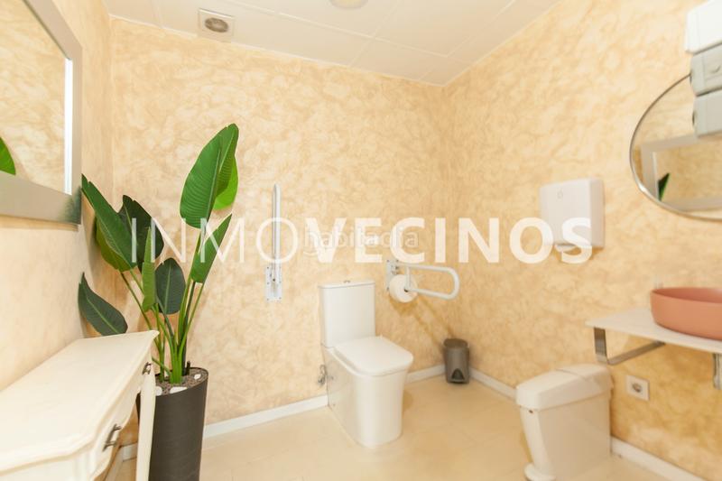 Foto bdc3e74b-a4fd-4d40-af5c-3c4f07b0b8cd. Traspaso local comercial traspaso de restraurante centro en Valencia