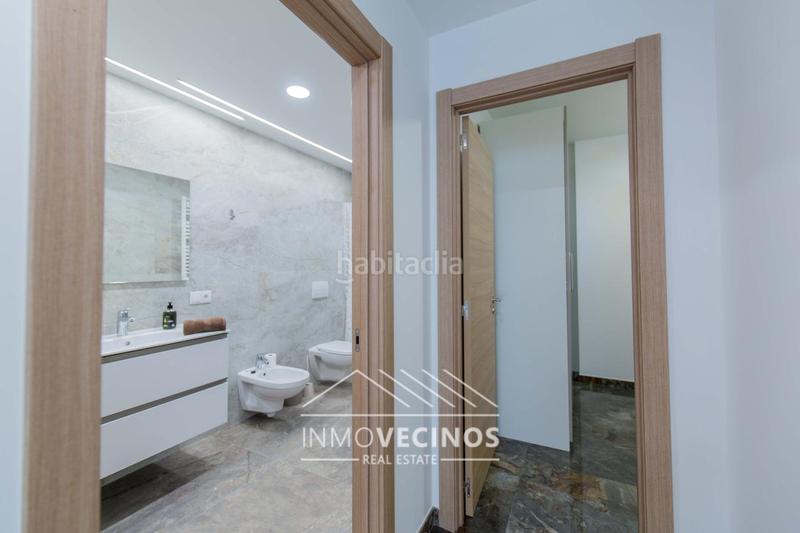 Foto afb48d7b-bce7-400e-a322-7cf3c49dd79f. Local comercial a Barrio Benicalap Valencia