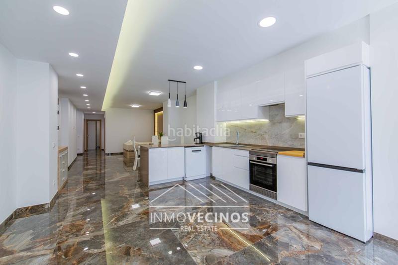 Foto ce35d33e-1626-4731-bc50-bba17bec9b8b. Local comercial a Barrio Benicalap Valencia