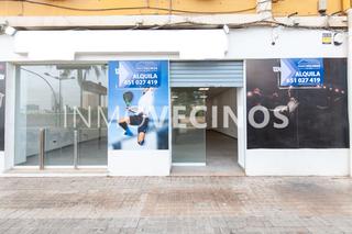 Lloguer Local Comercial a Mont Olivet. Local enfrente del gulliver copia