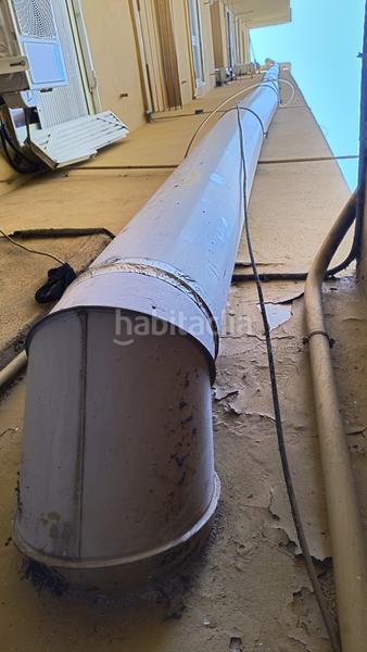 Foto 7084ed4d-f258-4867-9b33-a083d463002f. Locale commerciale in Mont Olivet Valencia