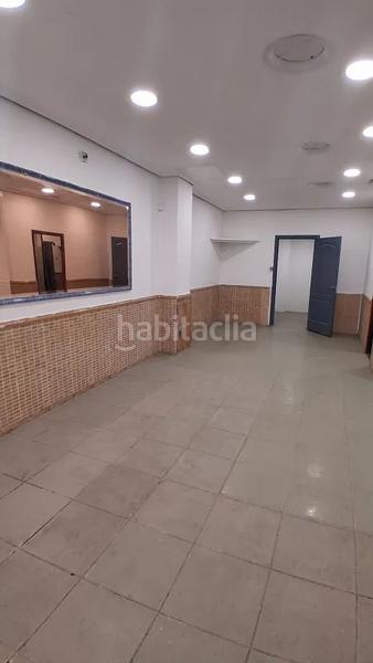 Foto e7d2ff7a-412f-41cd-9d98-c7b4d442b19f. Locale commerciale in Mont Olivet Valencia