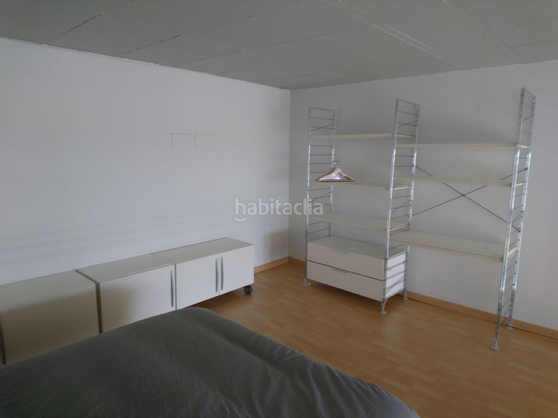Foto 23dcf58d-c772-4a42-b7db-af040ff09563. Alquiler estudio  duplex en alquiler en Vara de Quart Valencia