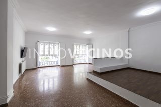 Alquiler Piso en Russafa. Piso en gran vía