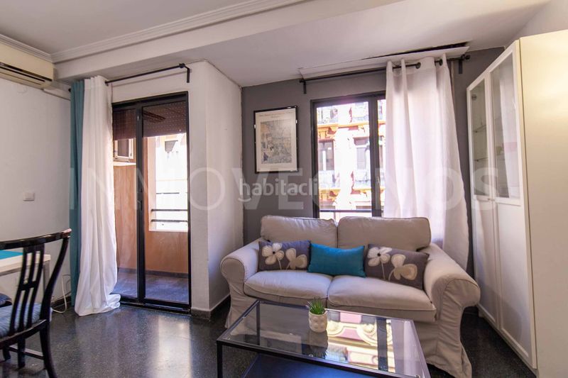 Foto 25fc76ba-7f06-42ab-b188-ed6b3ab0853c. Pis a El Botànic Valencia