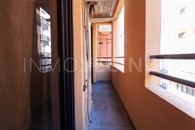 Foto 4cc002c7-d75f-4f64-84ca-54c7915d3f8a. Pis a El Botànic Valencia