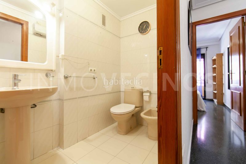 Foto 65c1a26a-8463-4c1f-8270-6ea7f6e8b40d. Pis a El Botànic Valencia