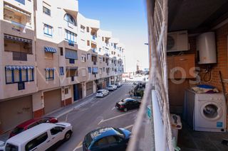 Pis a Las Islas. Puerto  sagunto