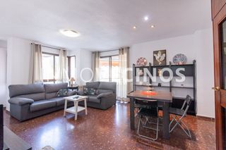 Rent Flat in Russafa. Piso en alquiler de 4 dormitorios en ruzafa