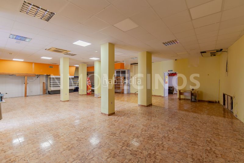 Foto 03bf02b0-a984-4b0a-a674-c3e05ea983f5. Local comercial a Antella