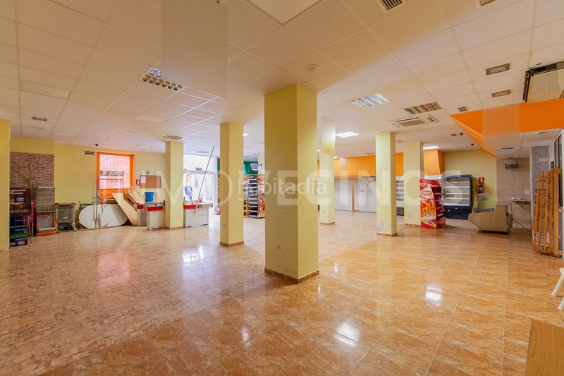 Foto b44db026-f91f-459b-b79e-55345e70b7ce. Local comercial a Antella
