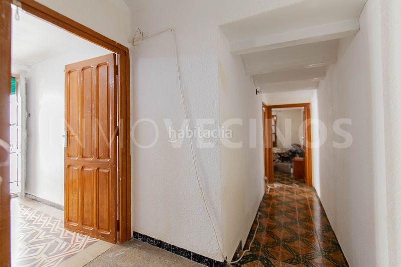Foto 7fac9491-f341-4d19-8c5b-b228d38ebcde. Casa aparellada a Cella