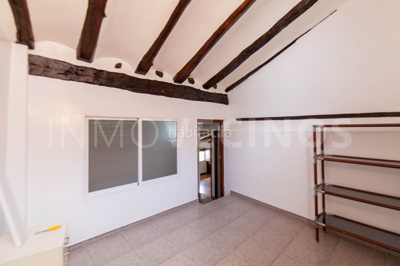 Foto be365e5e-0d94-466d-80c5-37729ebbccba. Casa aparellada a Cella