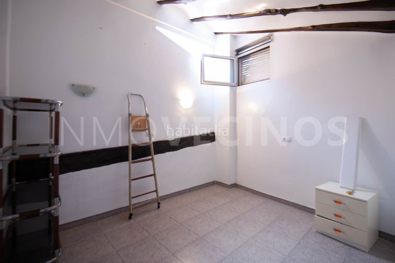 Foto d5fed748-7627-4210-9b07-a763c0afd148. Casa aparellada a Cella