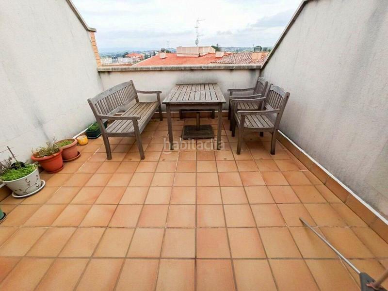Foto 1d26f14b-a160-47dc-b1fa-8fd5d9877184. Casa adosada en Hostalets de Pierola (Els)