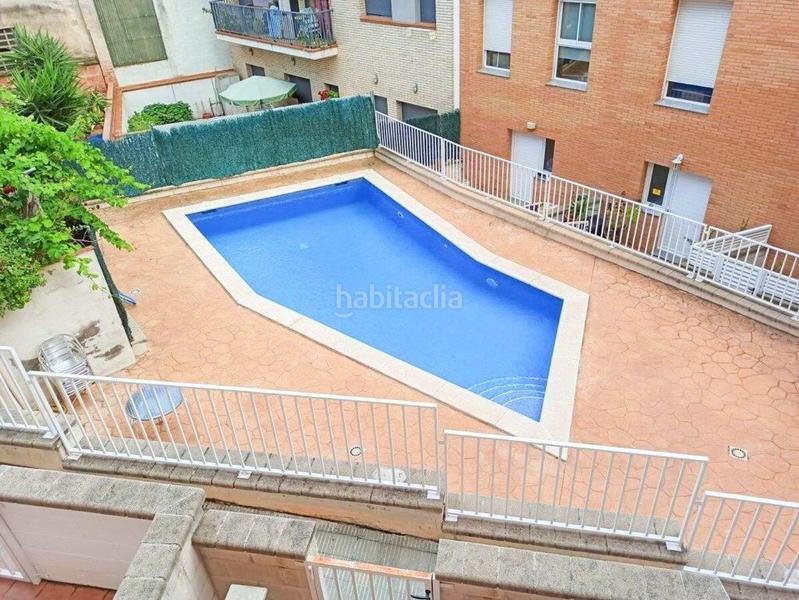 Foto a14db1a0-0db5-477c-adc9-d9c0575df76a. Casa adosada en Hostalets de Pierola (Els)