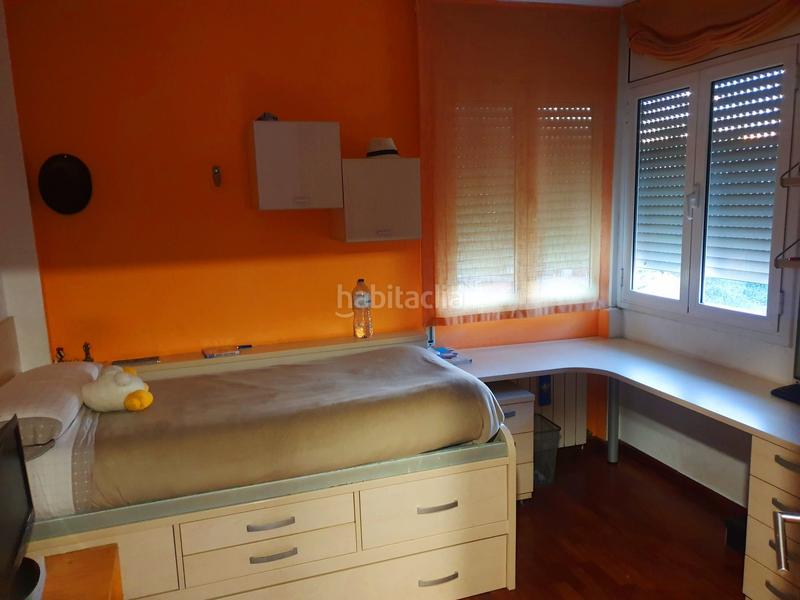 Foto 6ba5b2eb-7140-4772-b47b-fef115ccd335. Chalet mit heizung parking in Sant Vicenç dels Horts