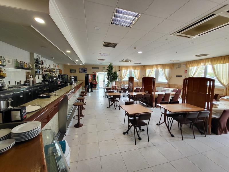 Foto 2e44ec7f-23f5-4b93-93f7-88d6faccca1a. Business premise with heating in Nucli Urbà Esparreguera