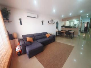 Rent Semi detached house in Piera. Casa adosada en piera centro