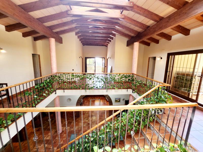 Foto 5fa1eb7a-db2c-406b-bcff-664aef7bbb99. Rent country house with fireplace heating parking pool in Esparreguera