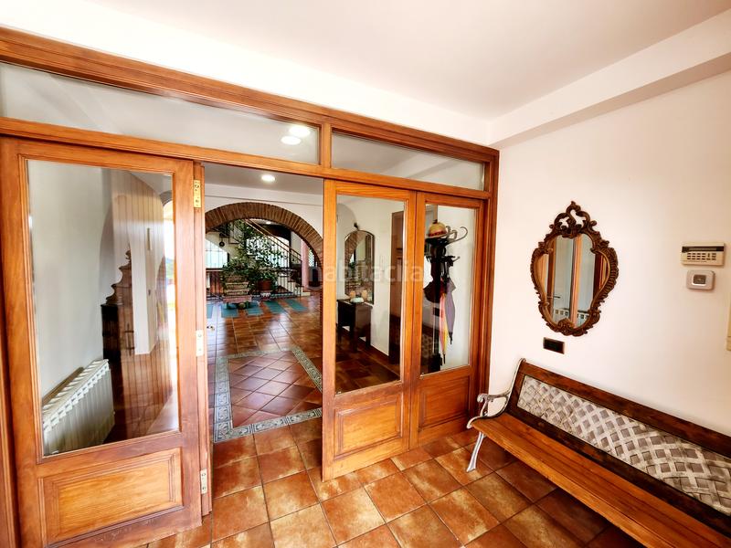 Foto 7617ba87-5835-4ee7-8f8a-426cde2c9f4c. Rent country house with fireplace heating parking pool in Esparreguera