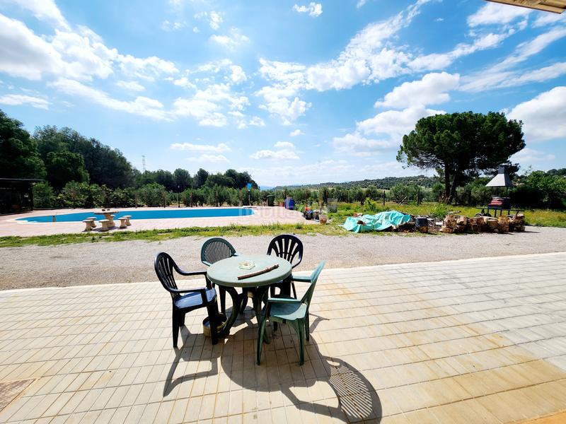 Foto 96c0dae0-9861-4809-9ebb-c127ac62929e. Rent country house with fireplace heating parking pool in Esparreguera