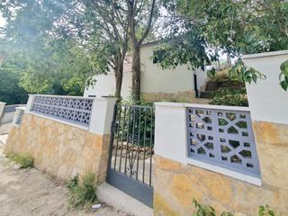 House in Llacuna (La). Casa independiente en la llacuna