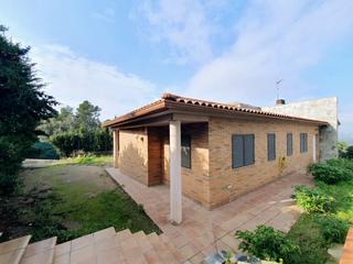Chalet in Mediona. Vivienda independiente en mediona . font del bosc