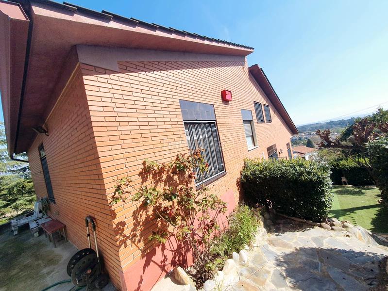Foto 0922ecd0-304c-422a-8bf8-b4894944e605. Chalet en Masquefa