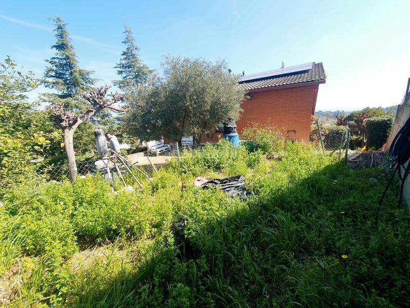 Foto 0bc4f5b2-fa1a-43f5-b1dd-2063f4b3a3d4. Chalet en Masquefa