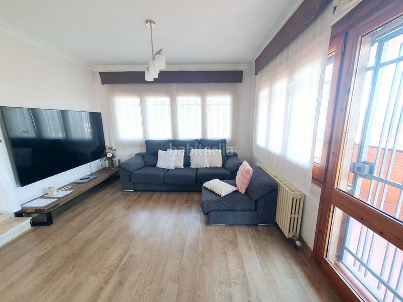 Foto 6aa922fa-e874-42e7-b253-49eb5a540227. Chalet en Masquefa