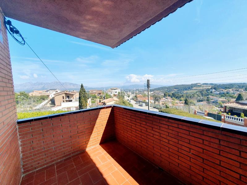 Foto abe6227f-d1af-4bf2-b420-c1fa1cebe27f. Chalet en Masquefa