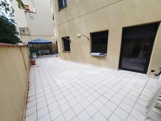 Location Rez-de-chaussée  Carrer del pilar