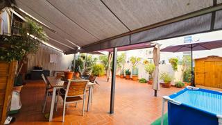 Etagenwohnung in Estruch-Eixample