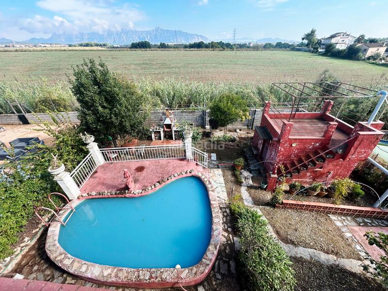 Foto 1e908cb2-dd2f-48cb-85b1-08f8e80c1aac. Casa con riscaldamento parcheggio piscina in Piera