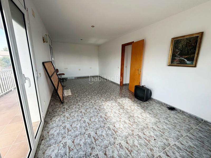 Foto 4dd70950-2e25-4dc2-aad0-d0d25057ccc2. Casa con riscaldamento parcheggio piscina in Piera