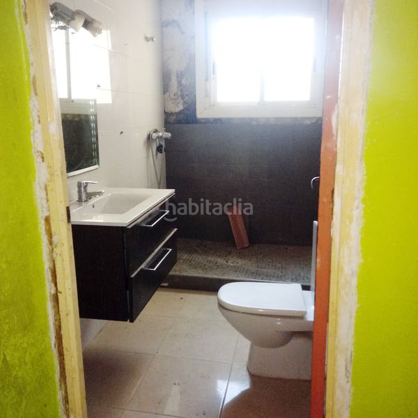 Foto 37c86d49-4885-43b7-9b98-6c2dd6ffbdd9. Edificio in Piera