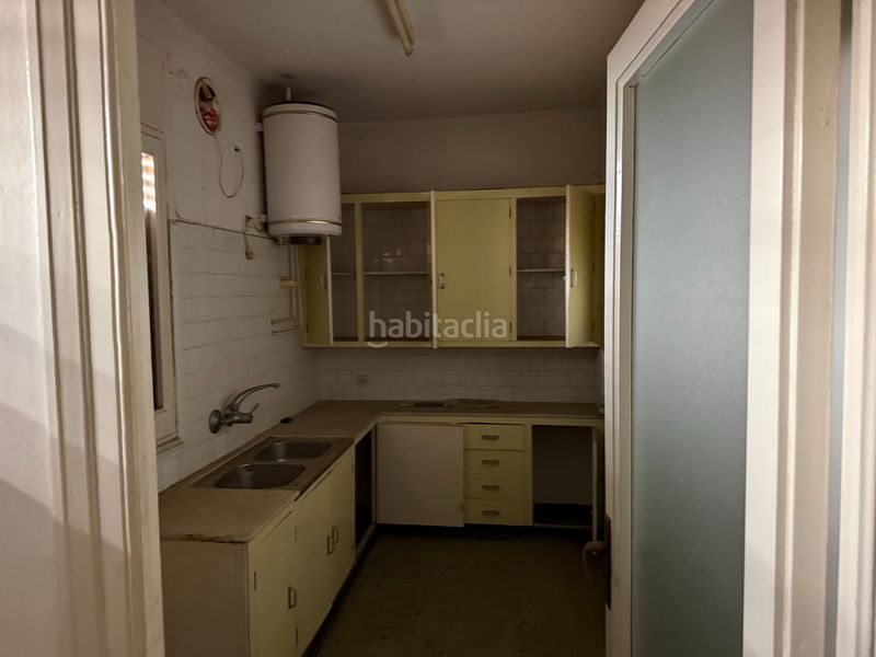 Foto 00e9cb00-aaf1-41a6-83db-ce37bdb934fe. Casa aparellada amb aparcament a Torelló