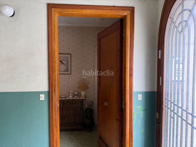 Foto 0eee5cd0-853b-4854-a27b-938fade7e123. Casa aparellada amb aparcament a Torelló