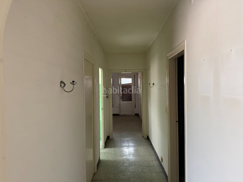 Foto 5446b6b7-4d56-4dea-b931-e5a9cbfb6514. Casa aparellada amb aparcament a Torelló