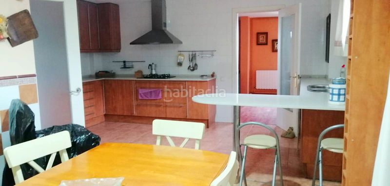 Foto 1e97d5aa-b31d-4347-bb27-ceee8ae91af2. Chalet en Llacuna (La)