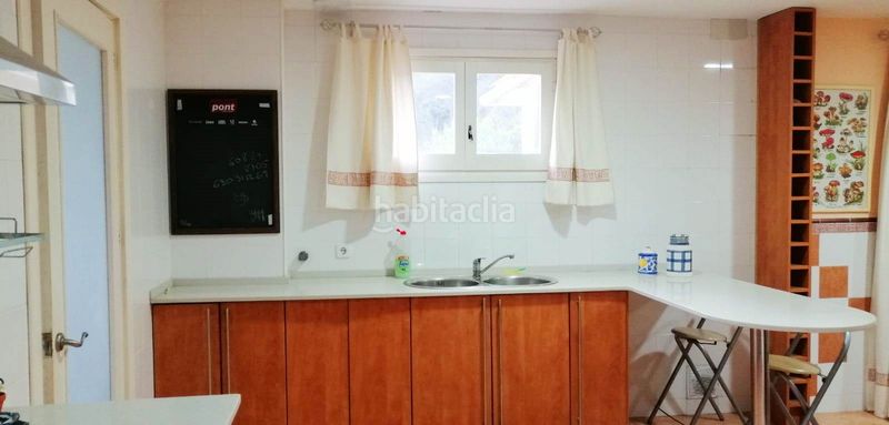 Foto b427efaa-6668-4e24-ae63-8c7a23a64c67. Xalet amb calefacció aparcament a Llacuna (La)