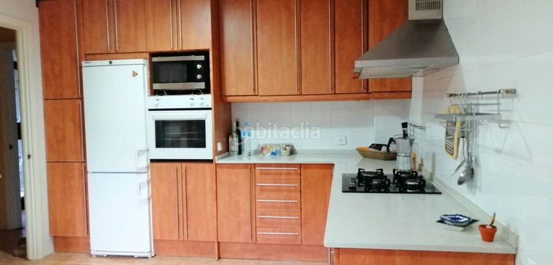 Foto f5219384-fa83-4cff-8bff-2b17293f5801. Xalet amb calefacció aparcament a Llacuna (La)