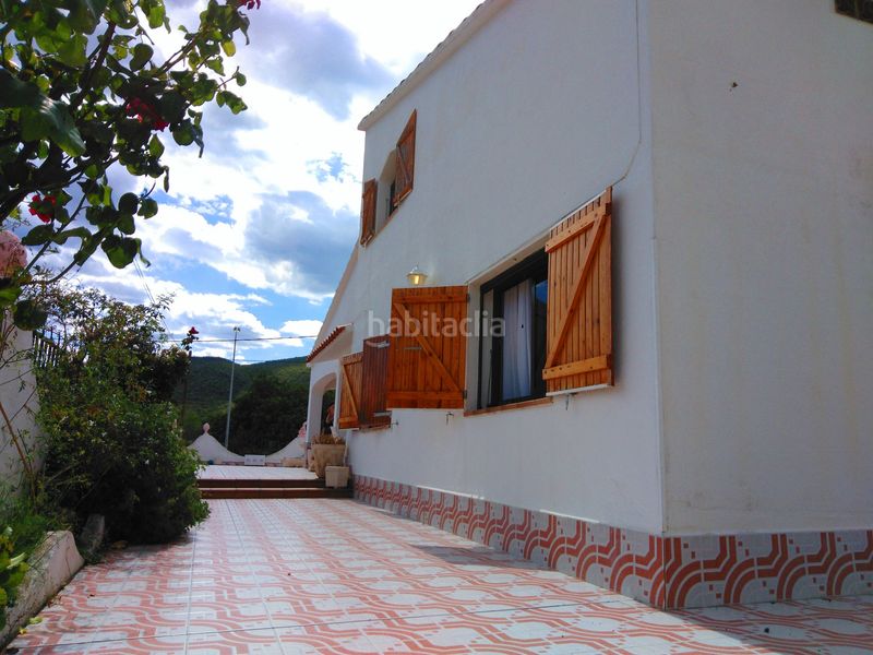 Foto c140e8b1-6201-4b7d-b0d1-b082c1f4d259. Chalet en Torrelles de Foix