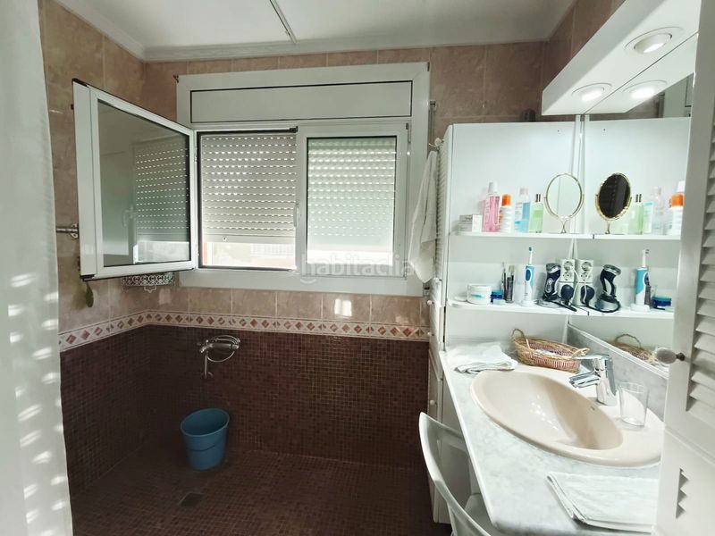 Foto ab8b5e02-9053-4d90-b903-d2c0109e77b6. Xalet amb calefacció aparcament piscina a Piera